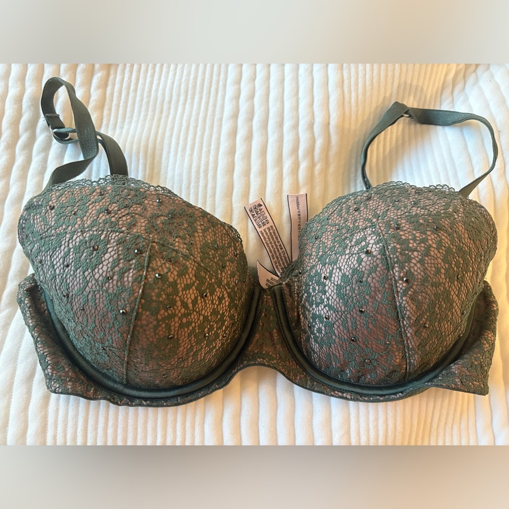 Victoria's Secret Lace Bra in Green